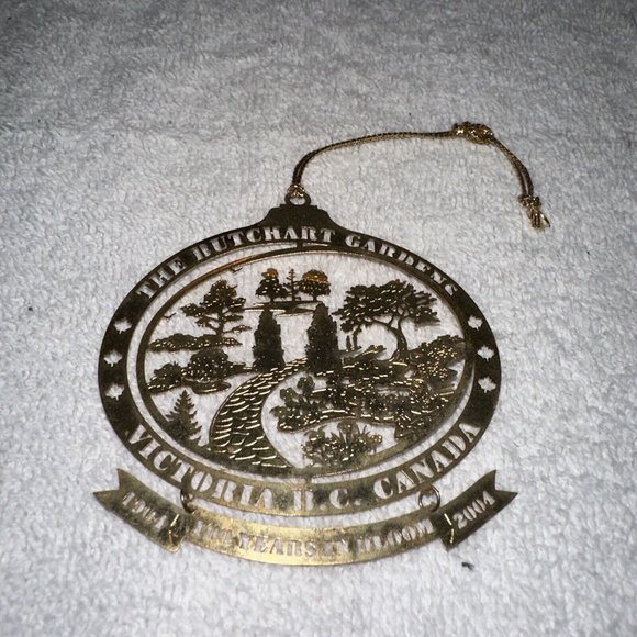 Laser Cut Metal 3.5" The Butchart Gardens~ Victoria B.C. Canada Ornament 3-D - Picture 1 of 6